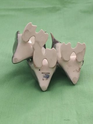 Figuras de pingüinos de cerámica