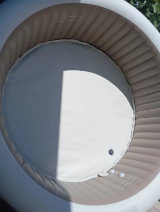 Spa Hinchable Intex Beige de 6 Personas y motor