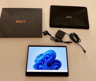 MSI Portátil Negro y Dorado