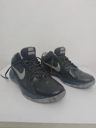 Zapatillas Nike Overplay VIII Negras/Grises