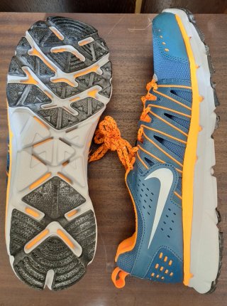 Zapatillas Nike Azul y Naranja Talla 44