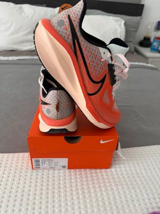 Zapatilla Nike Vomero 17 Talla 40