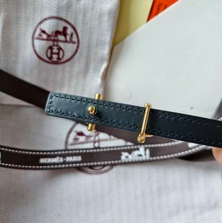 Cinturón Hermès gris elefante talla85