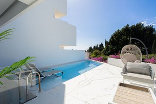 Piso en alquiler en Lomas de Marbella Club en Marbella