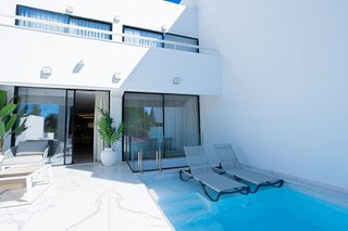 Piso en alquiler en Lomas de Marbella Club en Marbella