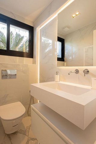 Piso en alquiler en Lomas de Marbella Club en Marbella