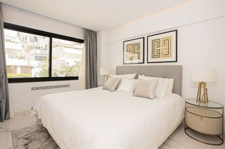 Piso en alquiler en Lomas de Marbella Club en Marbella