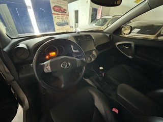 Toyota Rav4 2.0 D4-D Executive 4X4