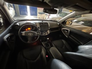 Toyota Rav4 2.0 D4-D Executive 4X4