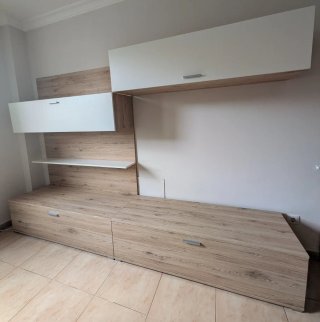 Mueble de salón / TV modular, en blanco y madera