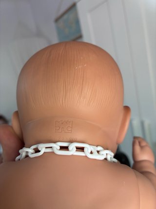 Muñeca bebé realista
