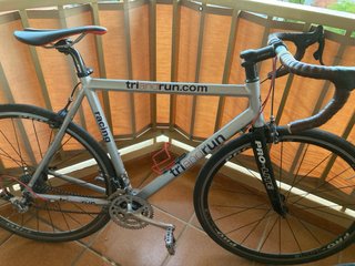 Bicicleta de carretera triandrun