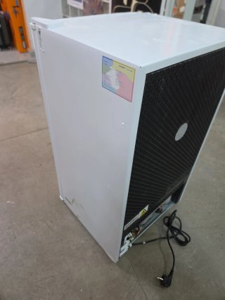 Frigorífico Comfee 80L con congelador