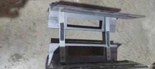 Soporte 4 ruedas para PC sobremesa