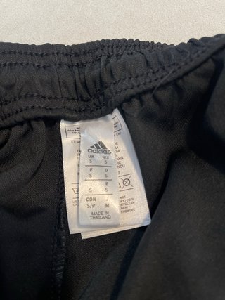 Pantalón deportivo Adidas negro
