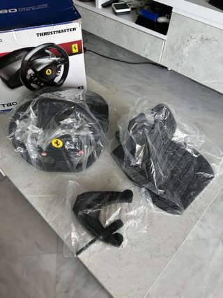 Thrustmaster T80 Ferrari 488 GTB Edition PS5/PS4