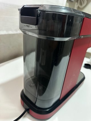 Cafetera Cecotec Cafelizzia Roja