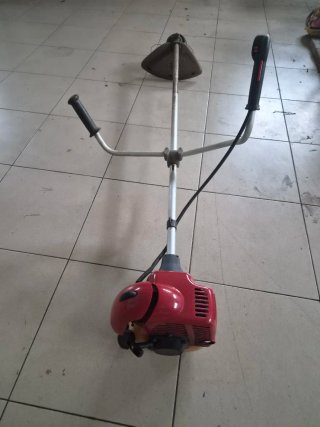 Desbrozadora Sterwins DST 140
