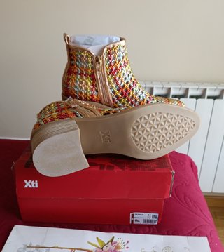 Botines metalizados multicolor 41 de 79.95€