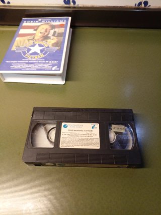VHS Good Morning Vietnam Robin Williams