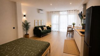Local comercial en venta en La Salut en Barcelona