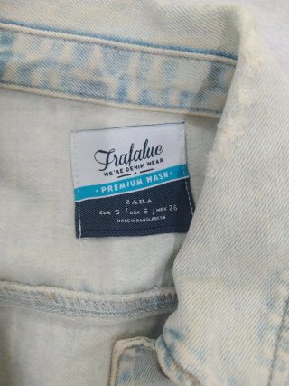 Cazadora vaquera Zara azul Talla XS