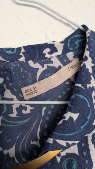 Vestido estampado azul y blanco