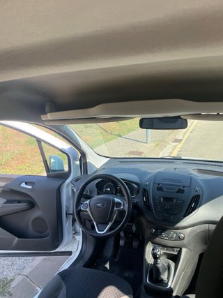 Ford Tourneo Courier 2016