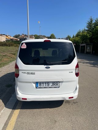 Ford Tourneo Courier 2016