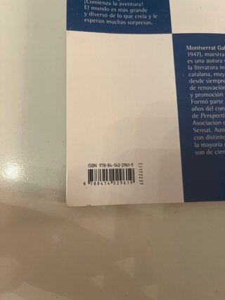 Mima, Robot y el libro mágico