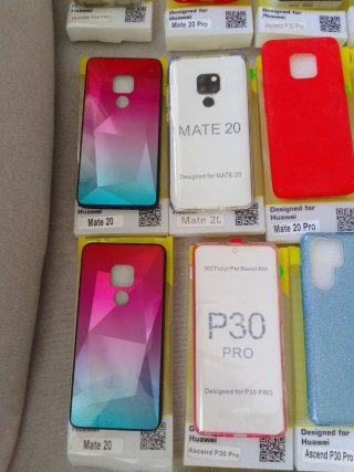 15 Cover per Huawei P20, P30, Mate 20, 10