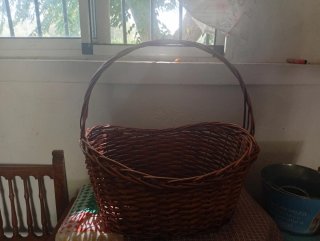 Lote de Canastos de mimbre blanco ovalado 25 €