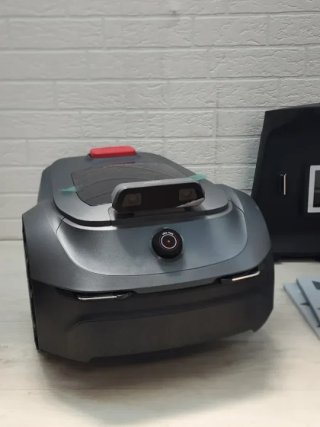 Robot cortacésped MOVA ViAX 500