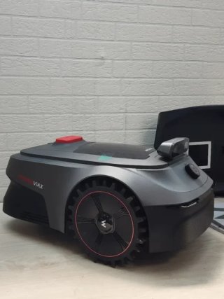 Robot cortacésped MOVA ViAX 500