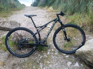 Specialized Epic Comp 29 (2015)