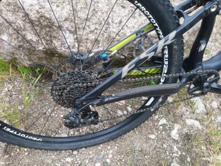 Specialized Epic Comp 29 (2015)