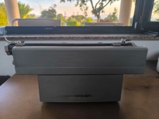 Máquina de escribir Hispano Olivetti Lexicon 80