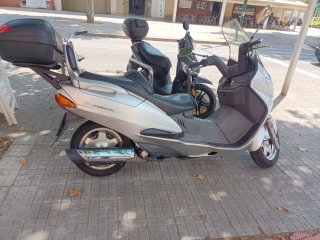Suzuki Burgman 250cc  gris