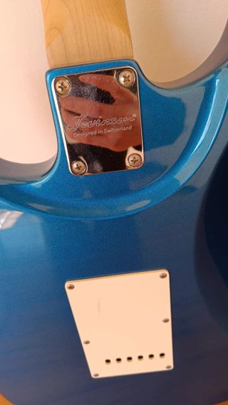 Guitarra Eléctrica Azul Metálico