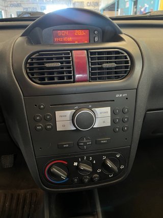 Opel Combo C 2011