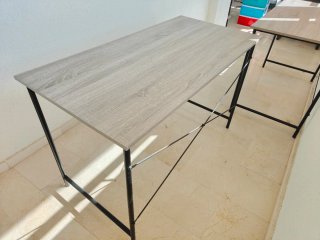 Dos (2) Mesas Escritorio Madera y Metal