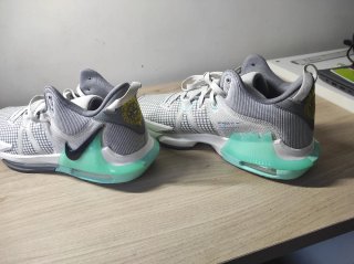 Botines Nike LeBron Witness VIII precio negociable