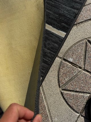 Tappeto da corridoio in tessuto grigio e nero