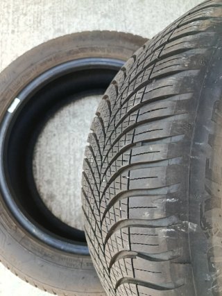 Pareja Neumáticos Goodyear 215/55 R17 fecha 2025