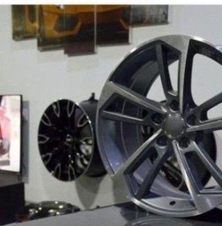 Juego de 4 Llantas 18 New RS5 Grey AU041