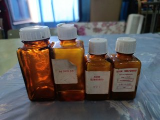 Caja de botes de experimentos