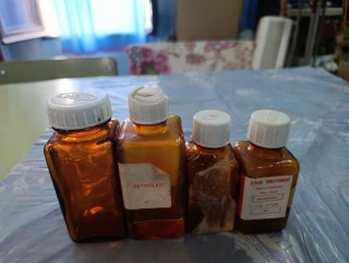 Caja de botes de experimentos