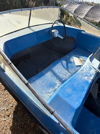 Casco de barco lancha 4m con papeles