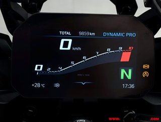 BMW F 900 XR TRIPLE BLACK -GARANTÍA OFICIAL-