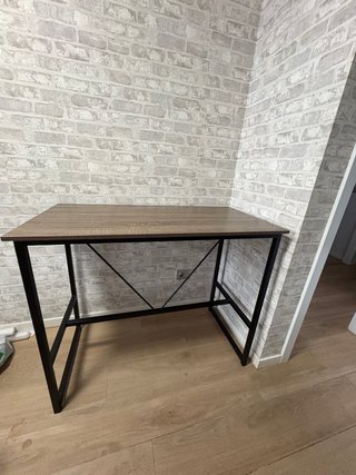 Mesa alta cocina con 2 taburetes